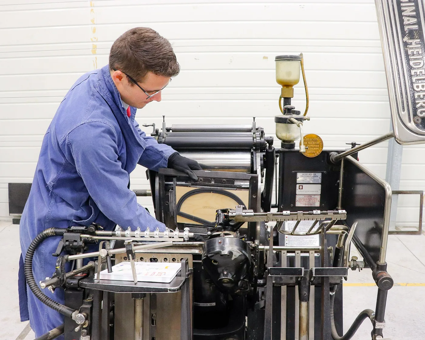 Atelier : travail sur machine Heidelberg